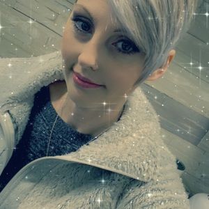 Meet your Posher, April